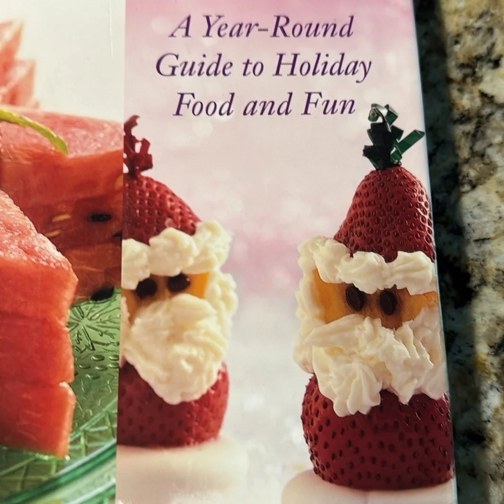 Betty Crocker Celebrate! Cookbook A Year-Round Guide to Holiday Food and Fun